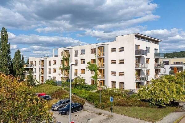 Prodej bytu 2+kk 42 m², Neumannova, Praha, Praha