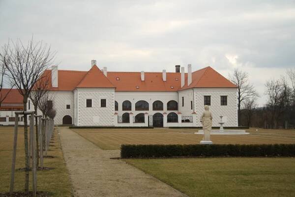 Valeč (zámek, okres Třebíč)