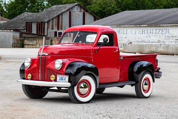 1947 Studebaker M5