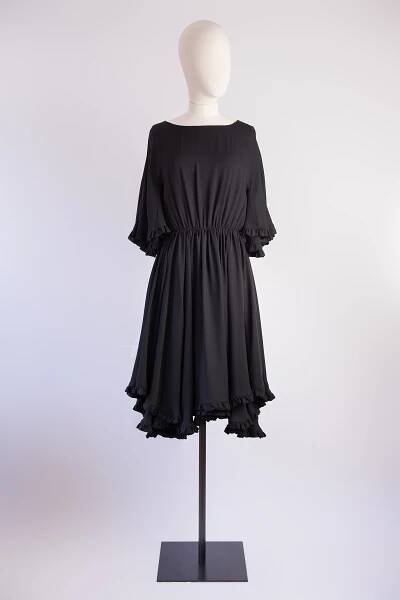 Emporio Armani Outlet & Consignment Online Store - Huntessa