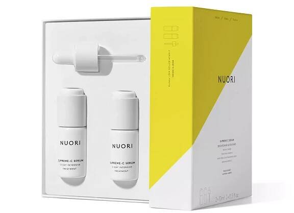 Offene Schachtel von Nuori Supreme-C Serum Treatment