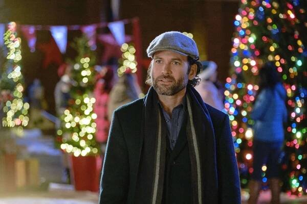 Deliver by Christmas - Z filmu - Eion Bailey