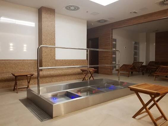 Reference – 4 SPA | Bazény, Sauny, Vířivky Karlovy Vary