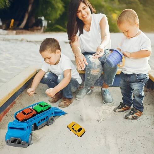 Nákladní auto Autopřepravník s autíčky na písek Transportér na pískoviště na pláž Kód výrobce Zabawki na Plażę OPT-1111