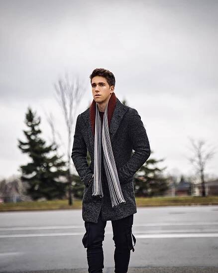 Myles Erlick Age, Wiki, Family, Education, Girlfriend, Income 7
