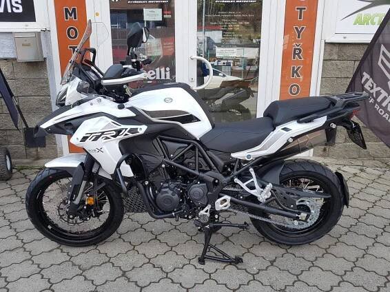 Benelli TRK 502 X ABS, ZÁRUKA 4 ROKY, AKCE KUFRY