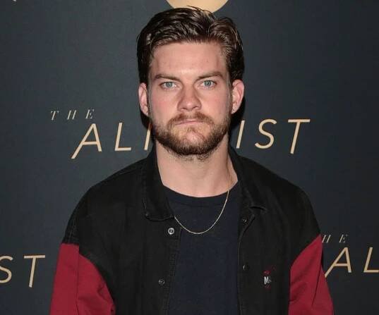 Jake Weary Biography