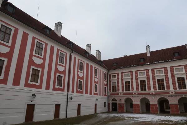 Soubor:Zámek Vimperk (6).jpg – Wikipedie