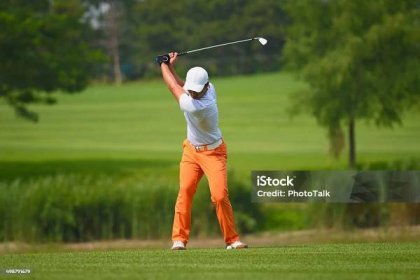 Profesionální golfový swing - Bez autorských poplatků Golfista Stock fotka