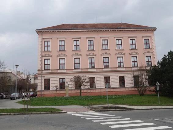 Gymnázium Františka Palackého Valašské Meziříčí