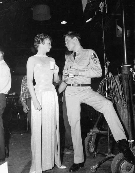 Juliet Prowse, Elvis Presley - G.I. Blues - Z natáčení