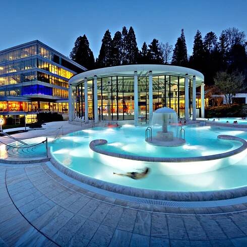 caracalla therme baden baden aussenansicht
