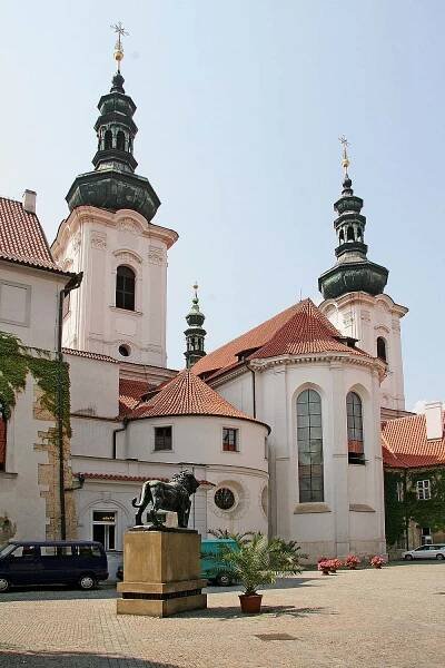 Bazilika Nanebevzetí Panny Marie (Strahov)