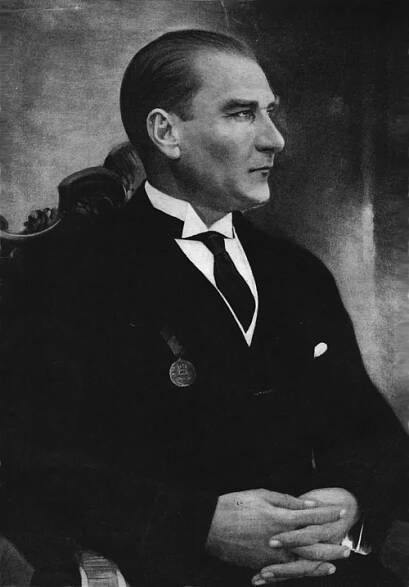 Soubor:Mustafa Kemal Ataturk.png – Wikipedie