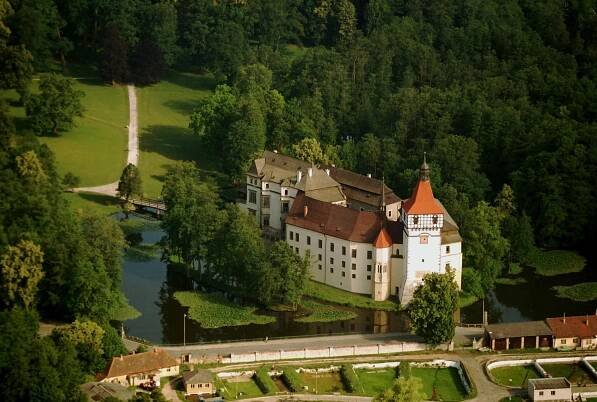 Výstava luxusních sportovních aut se stane tradicí | iportaL24.cz