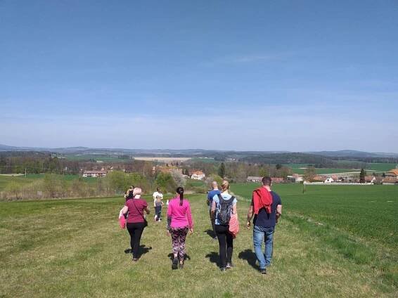 Rok 2019 - XII. ročník Výšlapu na Drahenický vrch - Oficiální stránky obce Drahenice