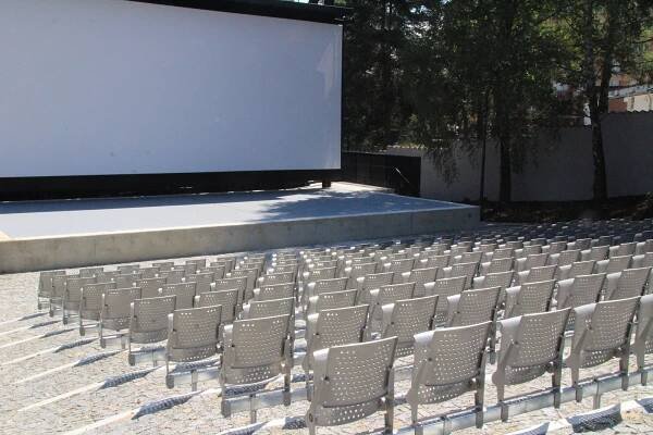 Letní kino v Prachaticích přivítá první diváky za týden, promítání bude zdarma