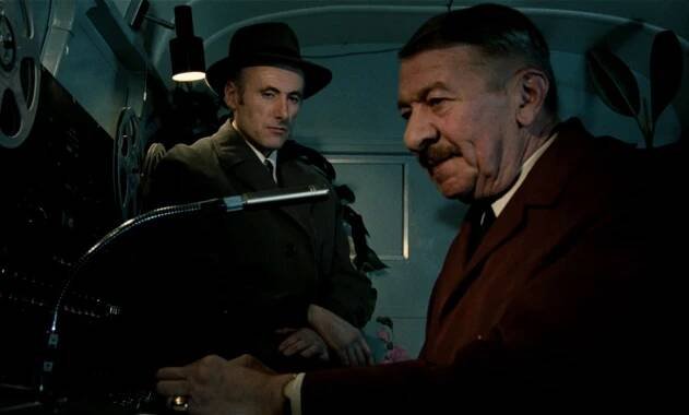 Velký blondýn s černou botou - Z filmu - Robert Castel, Robert Dalban
