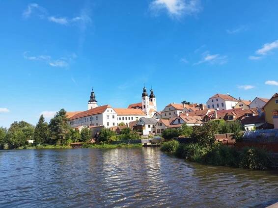 Výlet na Zámek Telč a do ZOO Jihlava - Oficiální stránka obce Kořenice