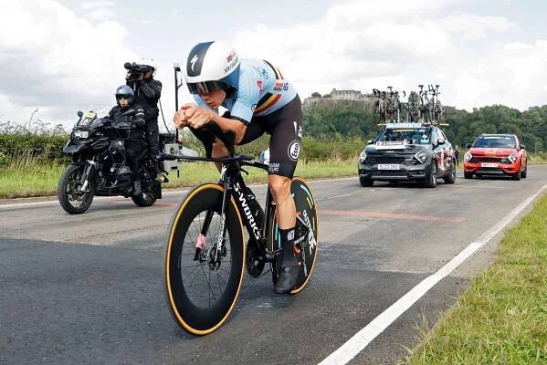 Smlouva je smlouva, cyklistika není fotbal, prohlásil Evenepoel. Ve stáji zůstane