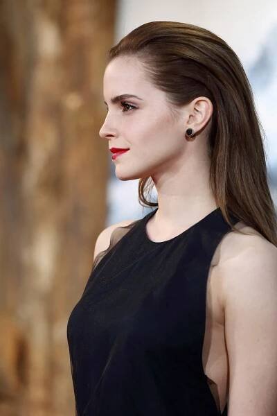 Is Emma Watson Good At Doing an American Accent?