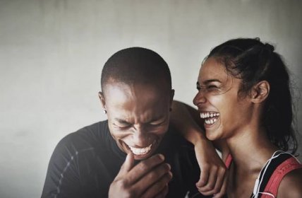 Couples with fewer children laugh more, compared to couples with a larger number of children