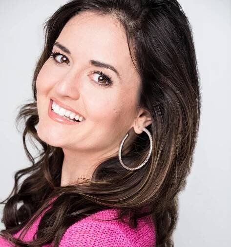 Danica McKellar – RomaDrama