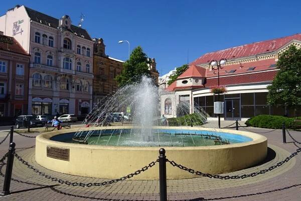 Fotografie - Fontána Benešovo náměstí - Teplice - 01.08.2020