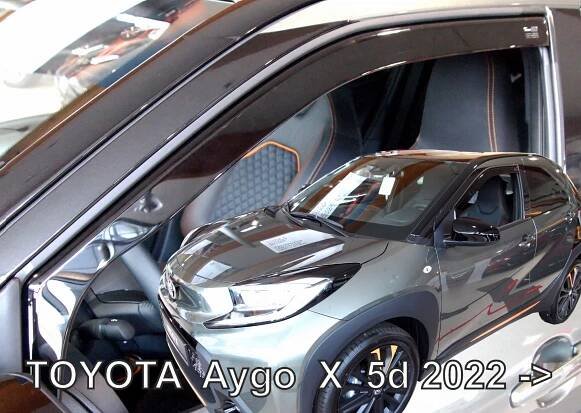 Ofuky oken Toyota Aygo X (od roku 2022>) - přední
