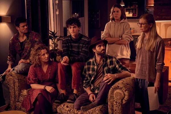 Vierwändeplus - Lasst uns Gregor töten - Z filmu - Eugen Bauder, Antonia Bill, Julien Neisius, Moritz Vierboom, Henrike Hahn, Birte Hanusrichter