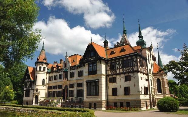 Zámky Zlínského kraje 1. díl: Objevte nejkrásnější historické skvosty jihovýchodní Moravy