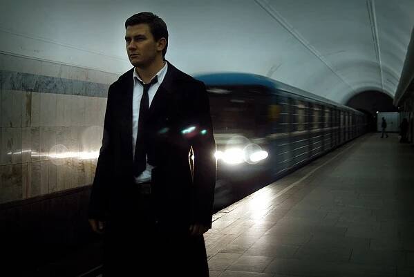 Metro je metafora zkorumpovaného a do minulosti zahleděného Ruska, říká spisovatel Glukhovsky