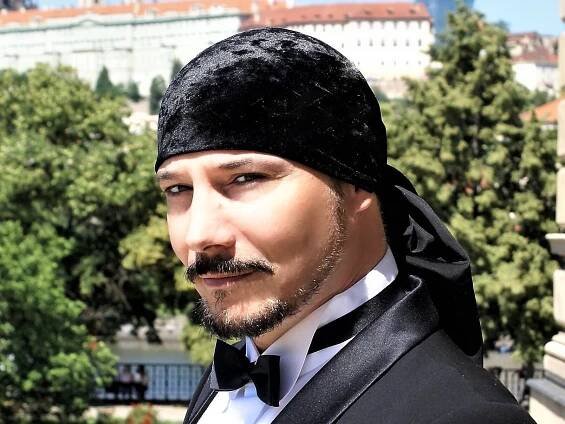 Bohuše Matuše a jeho ženu Lucii vyhodili z bytu. Na majitelku má vztek a fanoušky prosí o pomoc - ansu
