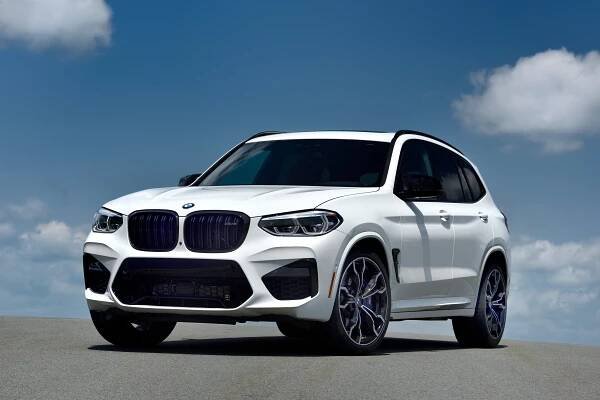 BMW X3: Podrobné specifikace vozidel & Interaktivní nástroj pro srovnání