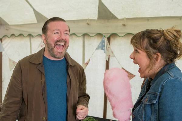 Po životě - Epizoda 6 - Z filmu - Ricky Gervais, Kerry Godliman