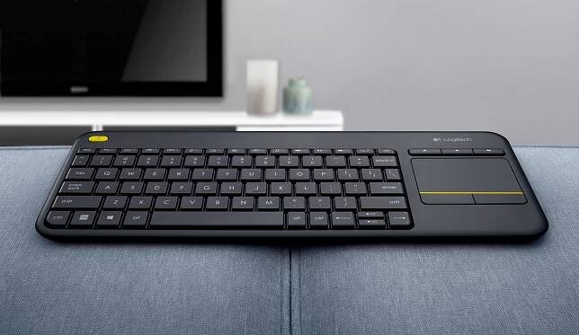 Klávesnice Logitech K400 Plus CZ - černá | Softcom Group s.r.o. i6Shop