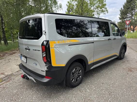 Ford Transit Custom Trail 4x4 - Novyrent.cz