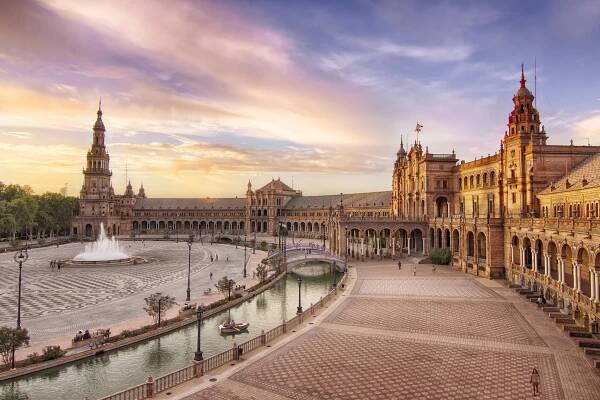 WHY VISITING SEVILLE?