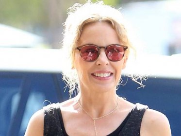 Kylie Minogue is simply flawless as she dazzles in slinky outfit