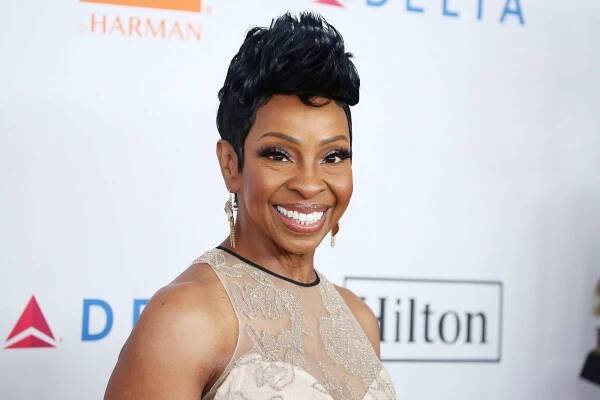 Gladys Knight to Perform National Anthem as She Claps Back at Kaepernick Protest Being 'Dragged' Into Super Bowl Debate