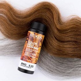 Redken Color Gels Lacquers gelová barva na vlasy se sytou pigmentací | glamot.cz
