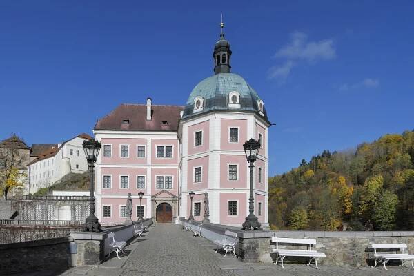 Zahájení turistické sezony na bečovském zámku - Bečov nad Teplou