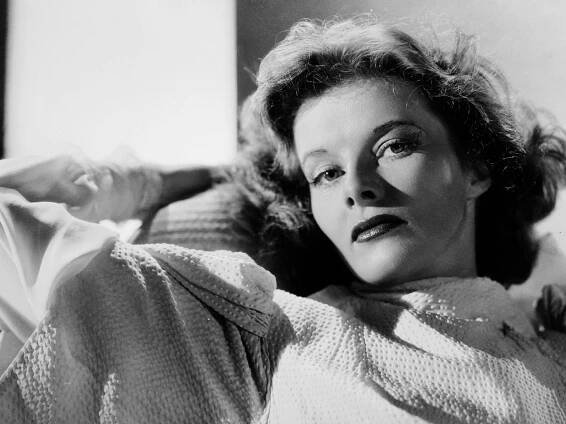 Katharine Hepburn's '80s living room champions lived-in luxury – the nostalgic, eclectic design is...