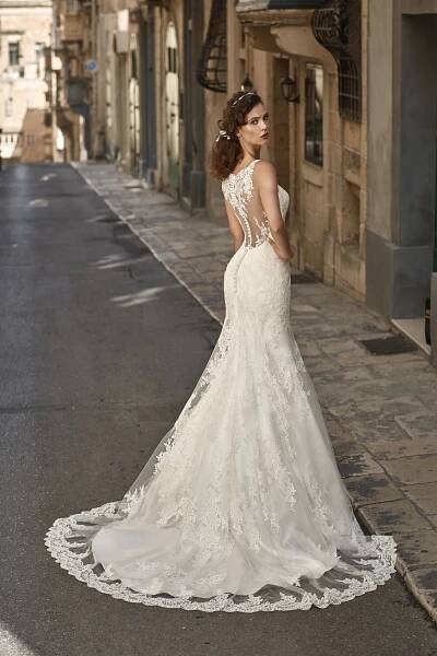 Lola Annais Bridal