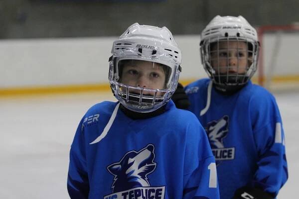 FOTO: Hokejové turnaje ročníků 2015 a 2016 dopadly pro Teplice rozdílně