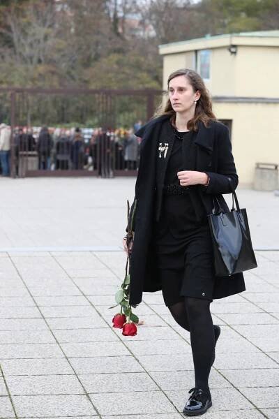 Pohřeb Michala Ambrože (†68) z kapely Jasná Páka: Koller propukl v pláč!