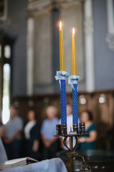 Bezplatný obrázek: svíčky, kostel, světlo, svíčka, náboženství, obřad, lidé, plamen, spiritualita, světlo svíček
