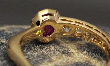Antique Ruby & French Cut Diamond Pinky Ring - Gem Concepts
