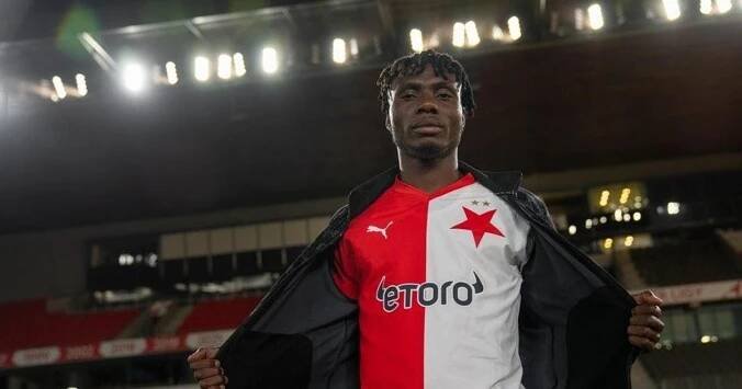 Turci si přišli pro Ogbua, nabídli raketu. Slavia odmítla