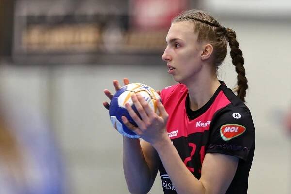 Tři házenkářky DHC Plzeň odjely na mistrovství světa hráček do 20 let